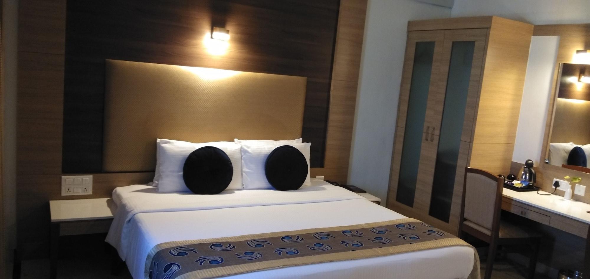 Jp Chennai Hotel Exterior photo