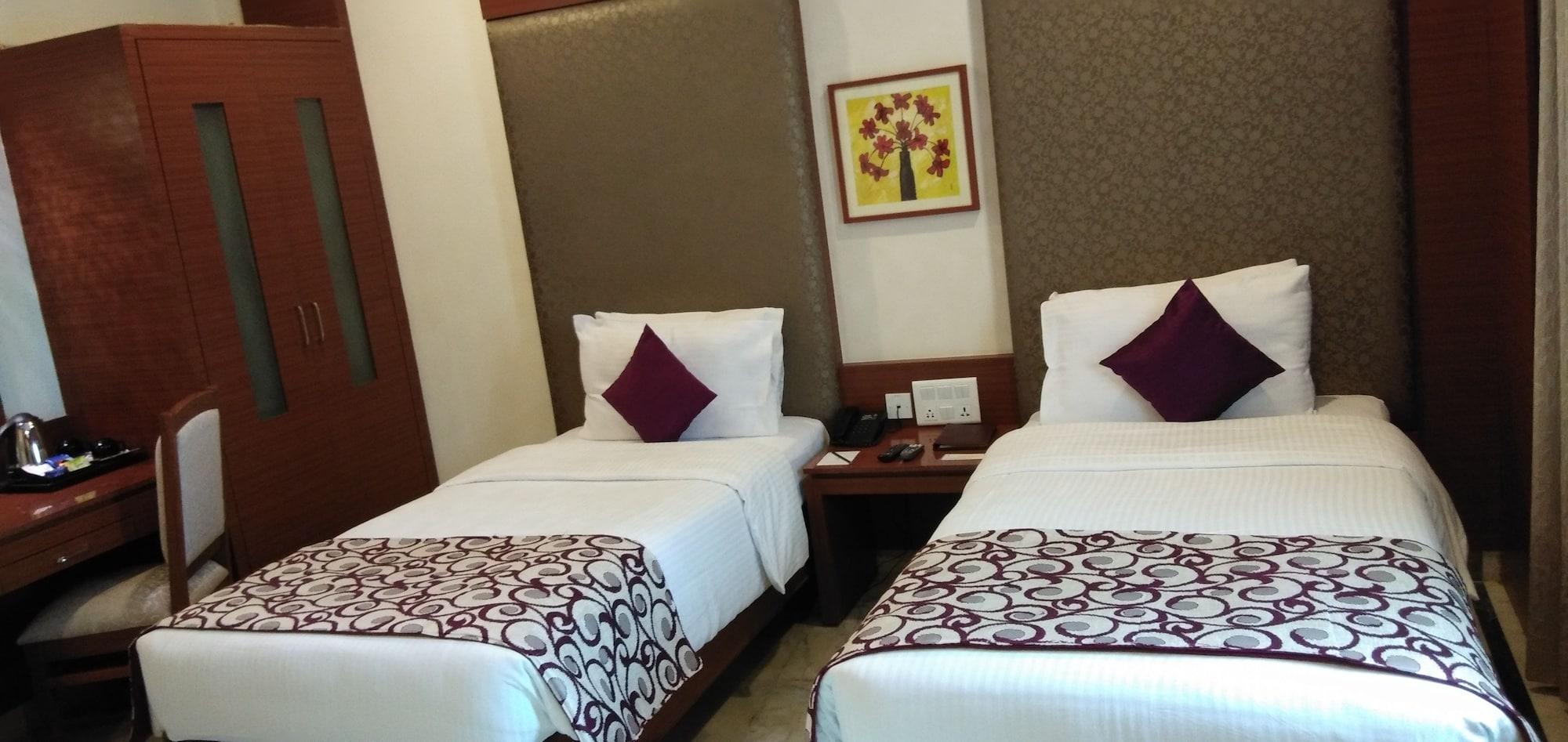 Jp Chennai Hotel Exterior photo