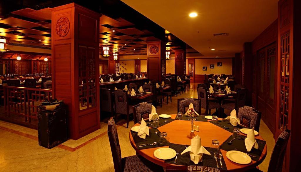 Jp Chennai Hotel Exterior photo