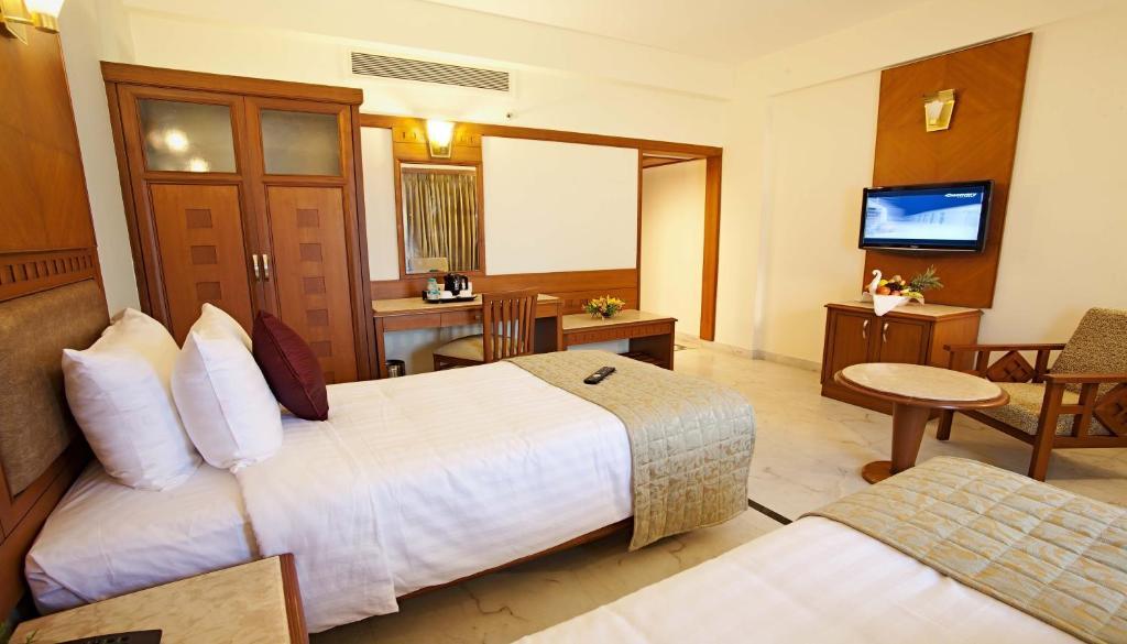 Jp Chennai Hotel Exterior photo