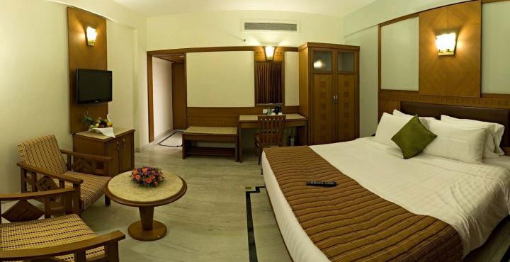 Jp Chennai Hotel Exterior photo