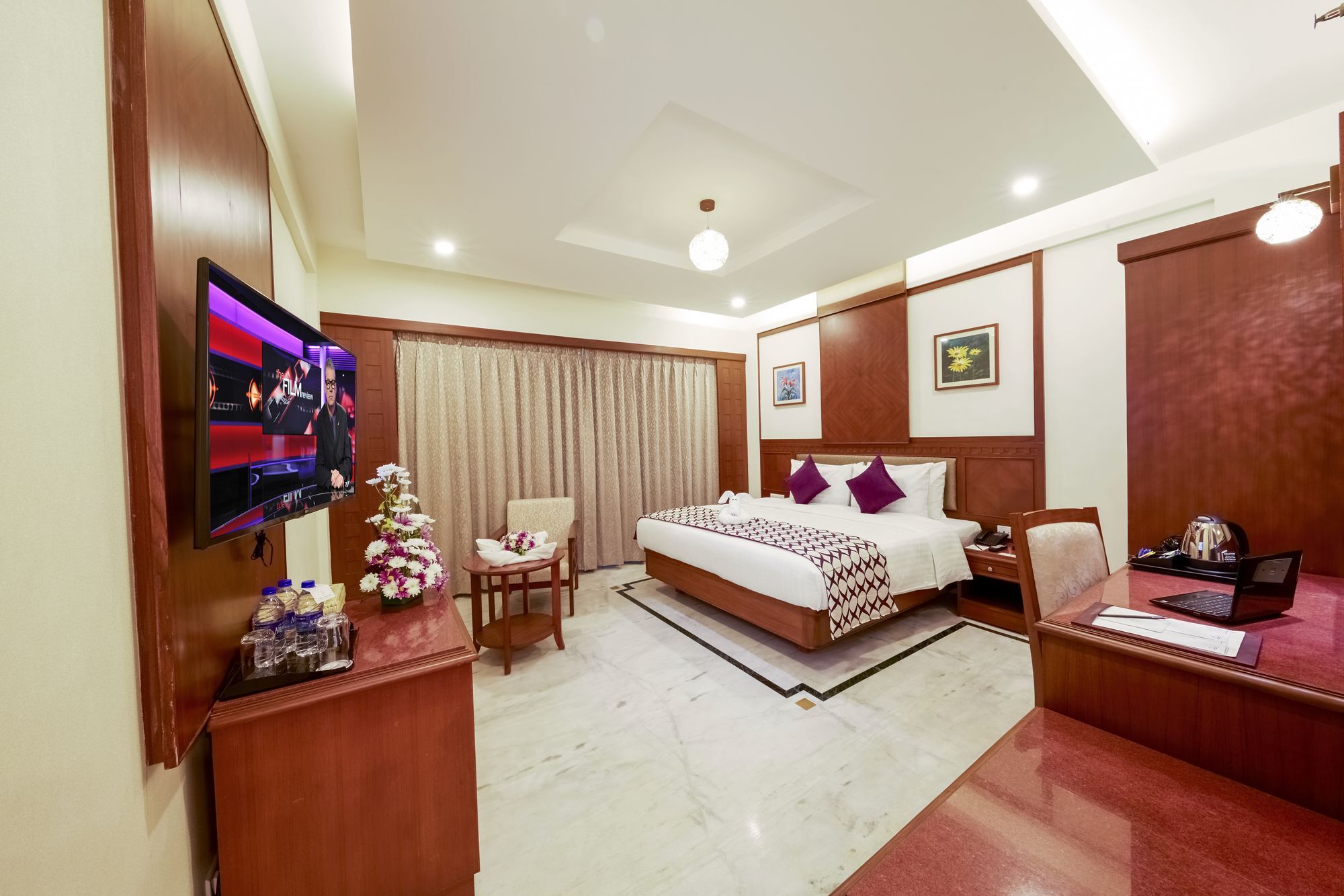 Jp Chennai Hotel Exterior photo